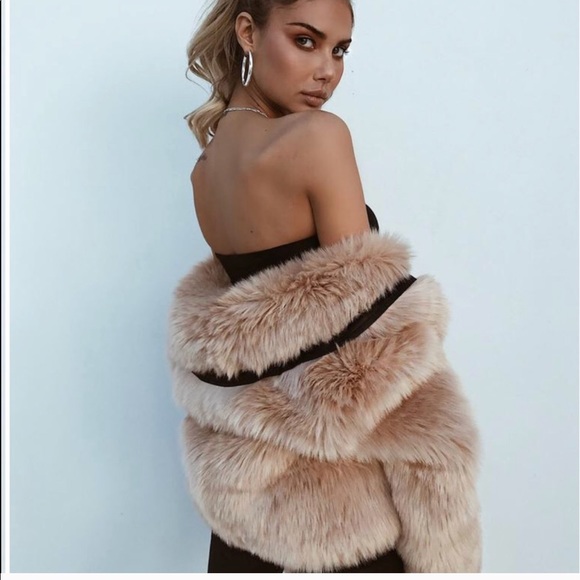 I.AM.GIA Jackets & Blazers - TIGER MIST I Am Gia NWT Aurora Fluffy Coat